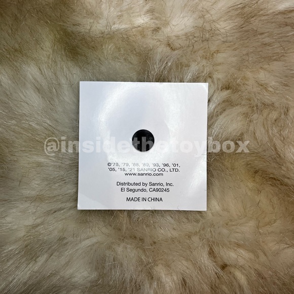 Friend Of The Month Pin Pompompurin - Picture 3 of 4